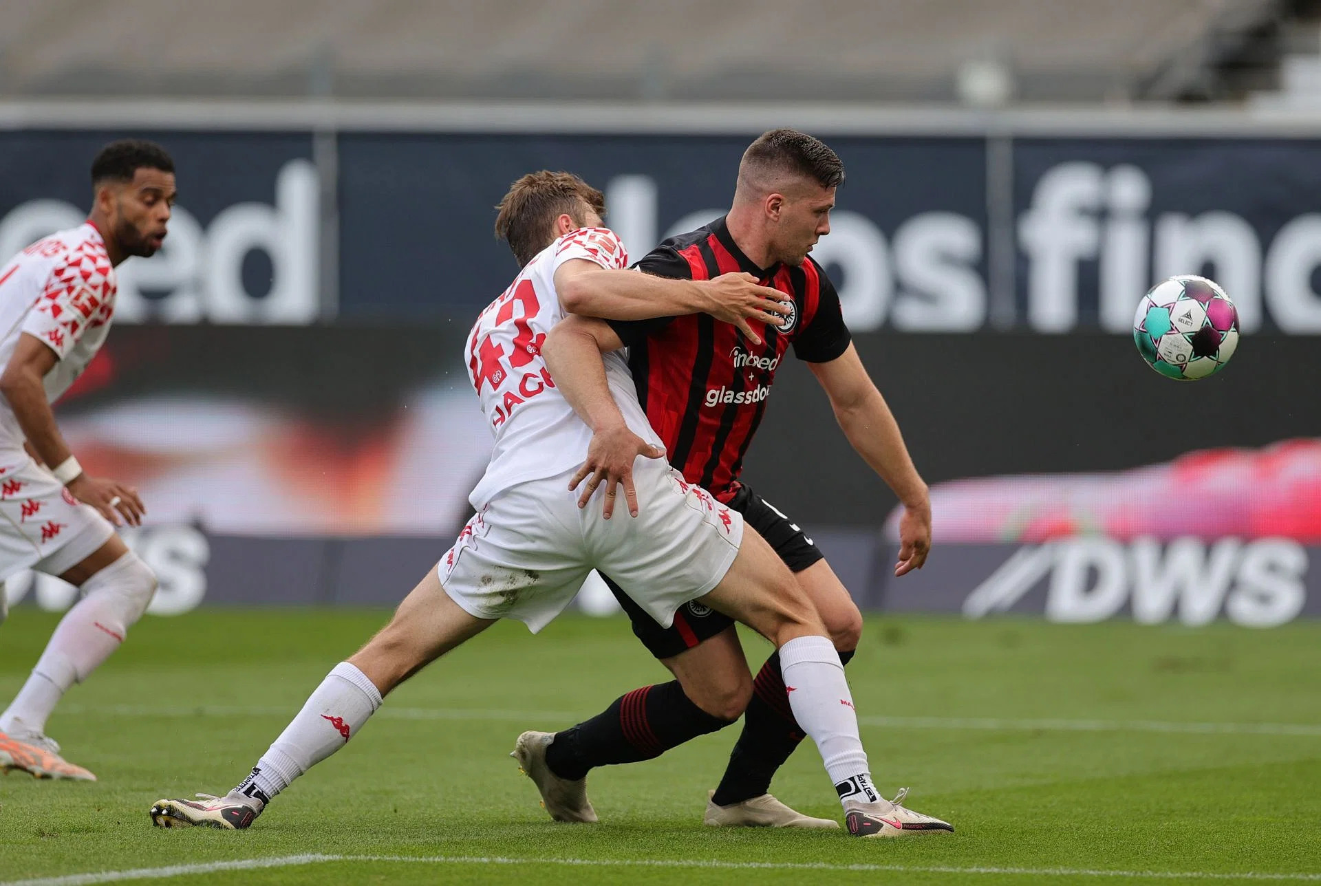 Soi kèo Frankfurt vs Mainz ngày 27/1