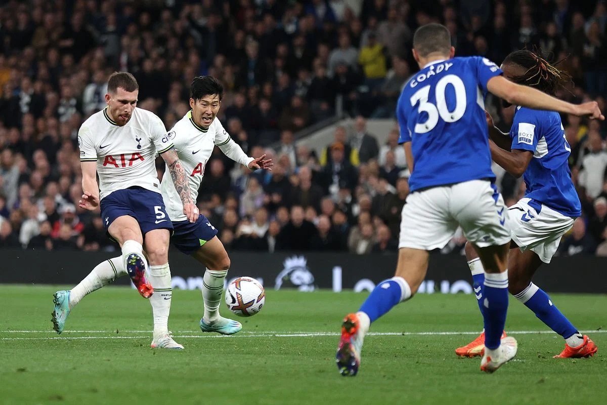 Nhận định soi kèo Tottenham vs Everton lúc 21h00 ngày 24/8/2024 nhan-dinh-soi-keo-tottenham-vs-everton-luc-21h00-ngay-24-8-2024-1